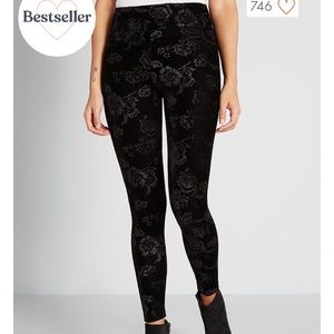 A Rush to Plush Velvet Leggings